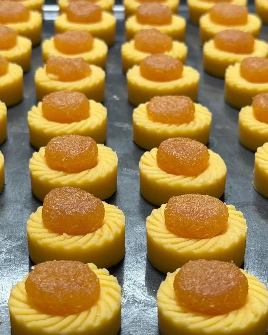 Freshly made pineapple tarts on a tray